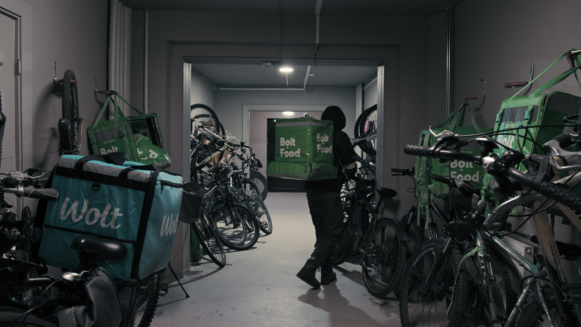 Alien Rider still 3